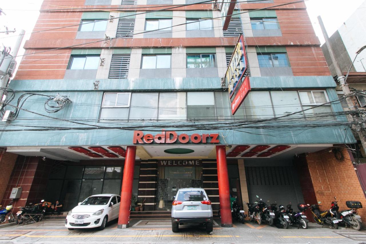 Reddoorz At Winter Hotel Araneta Quezon City Dış mekan fotoğraf