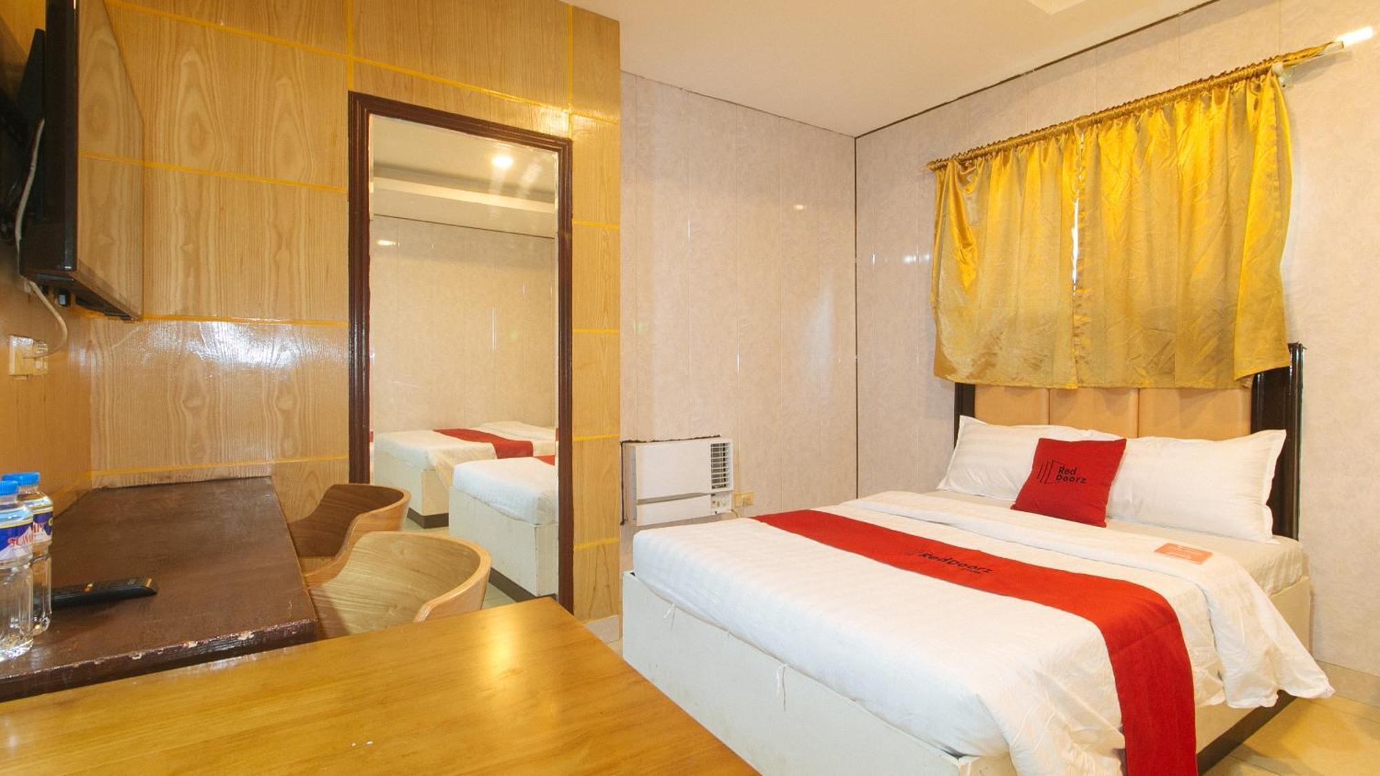 Reddoorz At Winter Hotel Araneta Quezon City Dış mekan fotoğraf