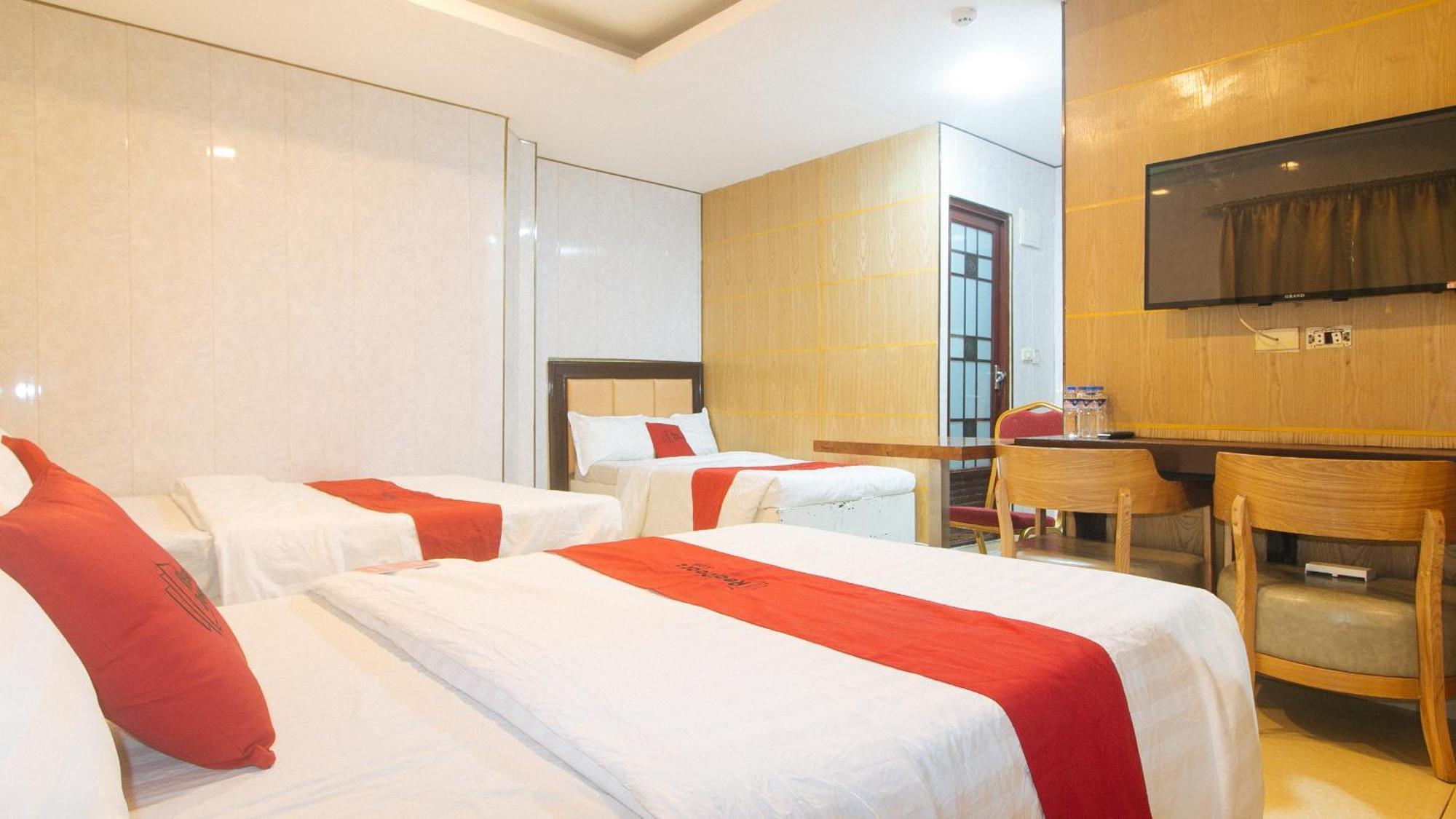 Reddoorz At Winter Hotel Araneta Quezon City Dış mekan fotoğraf