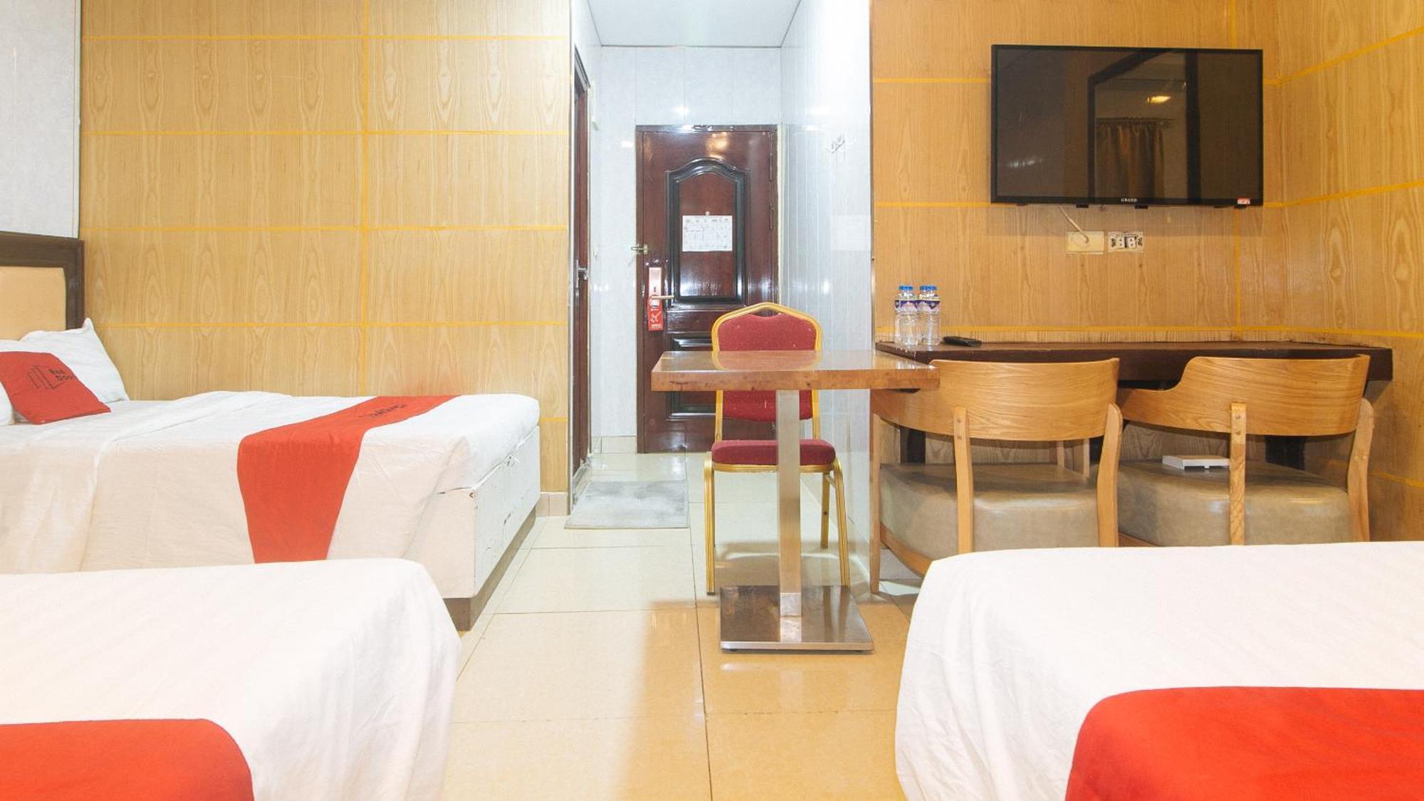 Reddoorz At Winter Hotel Araneta Quezon City Dış mekan fotoğraf