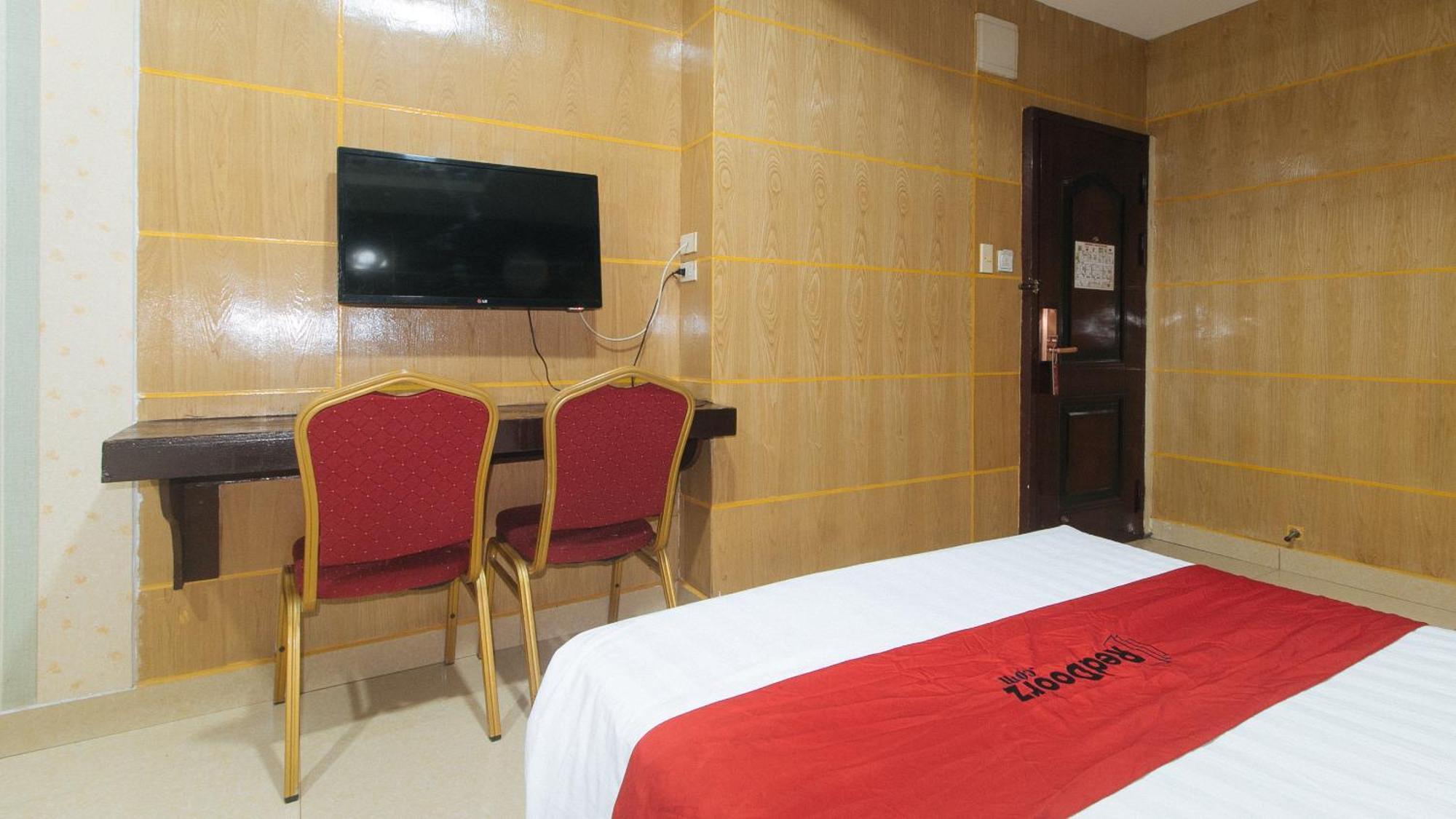 Reddoorz At Winter Hotel Araneta Quezon City Dış mekan fotoğraf