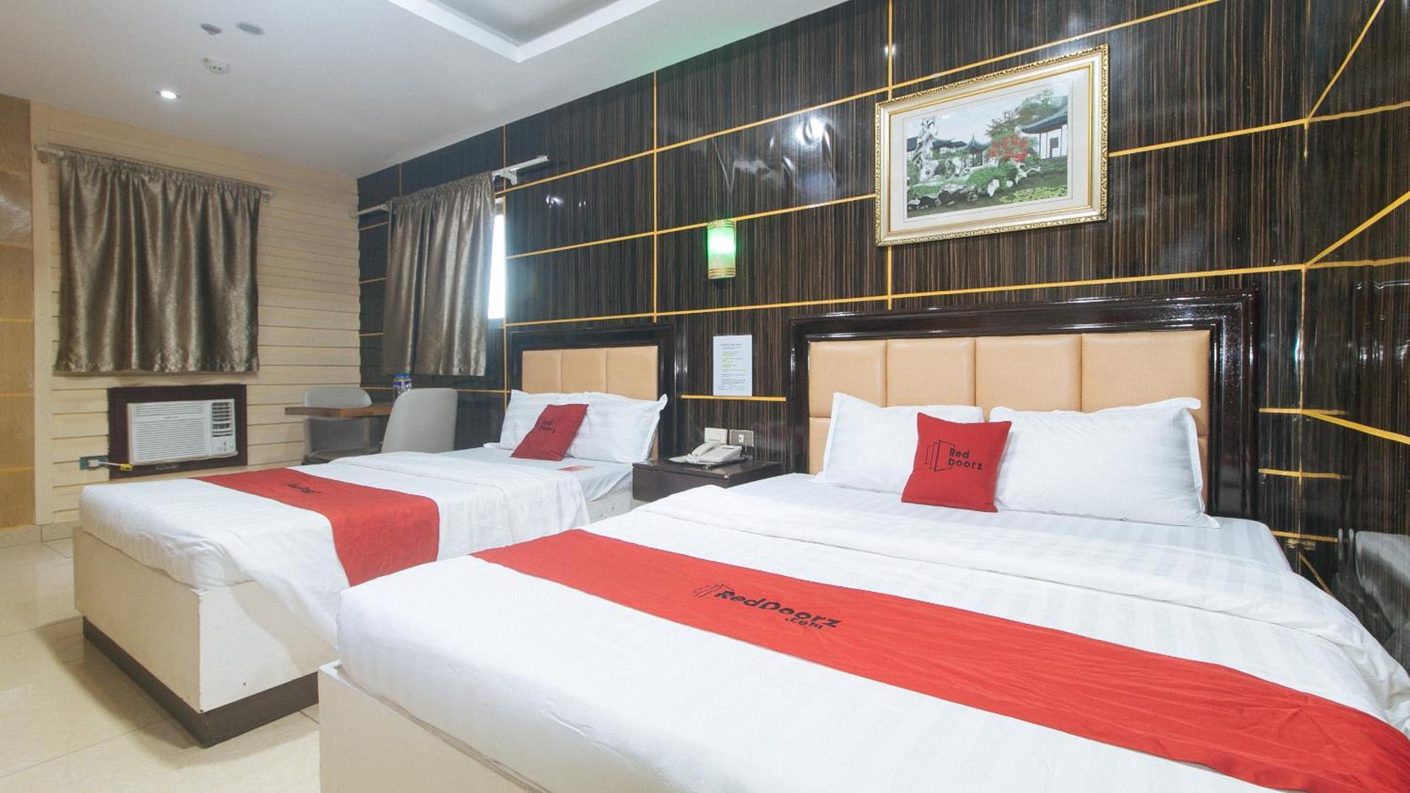 Reddoorz At Winter Hotel Araneta Quezon City Dış mekan fotoğraf