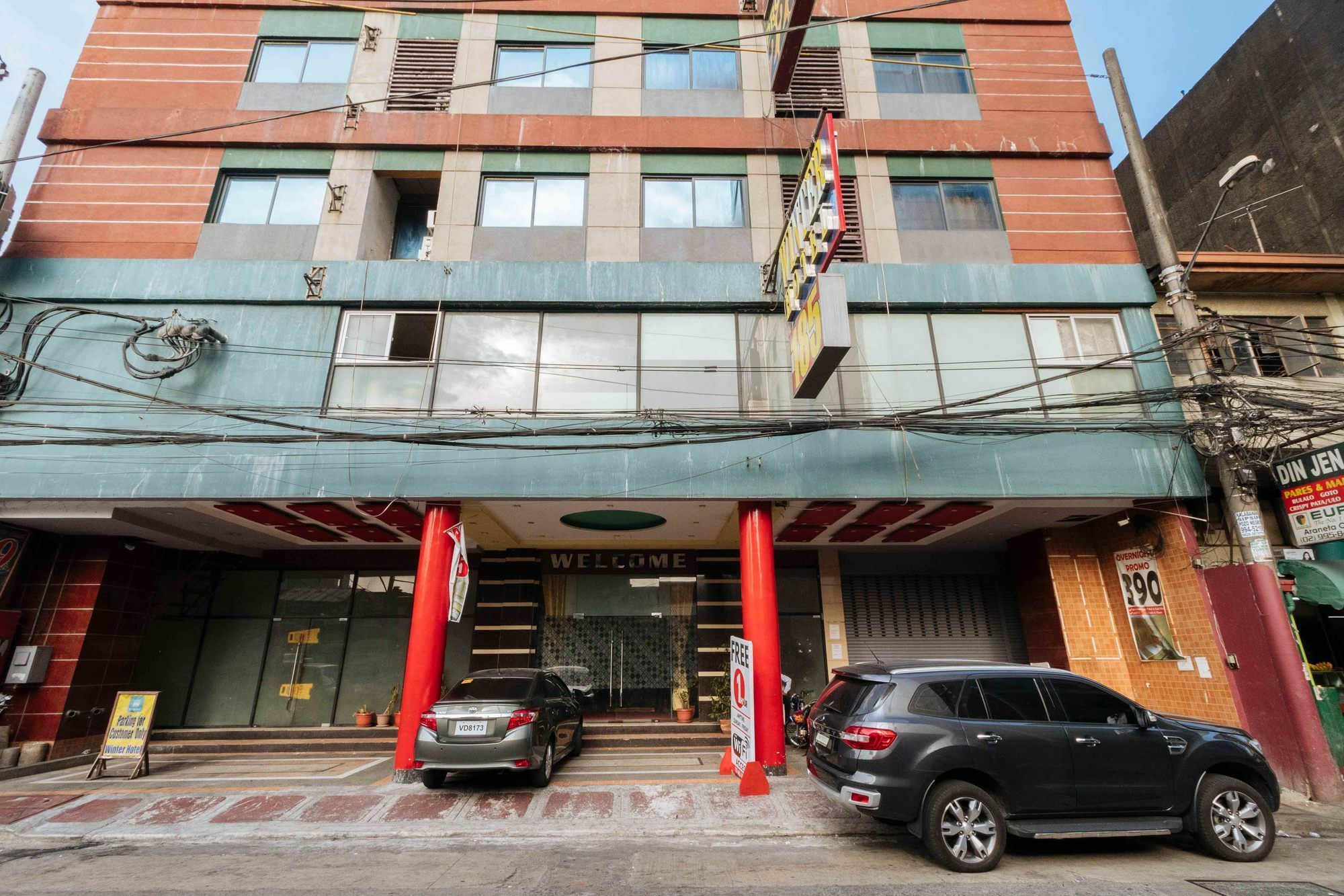 Reddoorz At Winter Hotel Araneta Quezon City Dış mekan fotoğraf